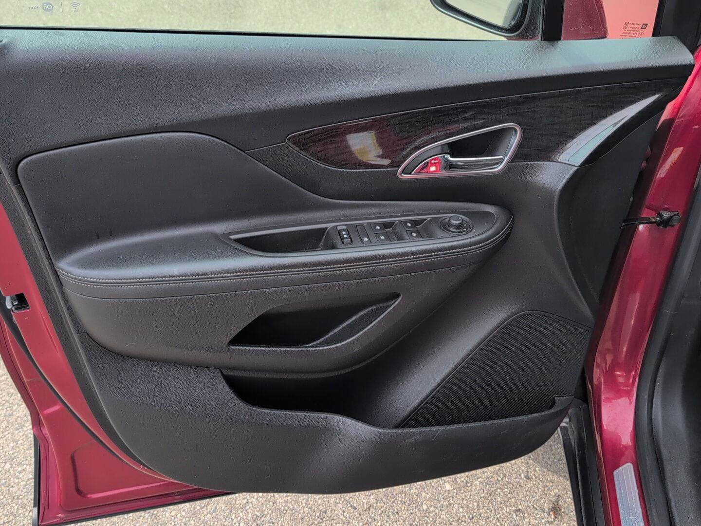 Used 2016 Buick Encore Convenience FWD image 15