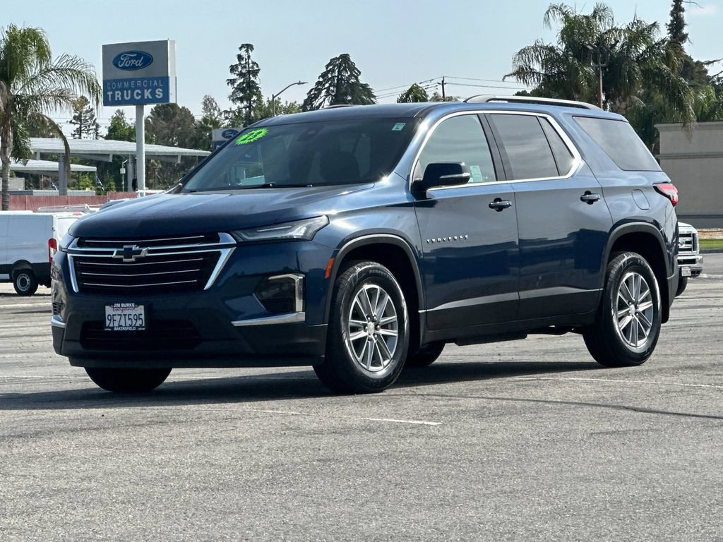 Used 2023 Chevrolet Traverse LT FWD image 7