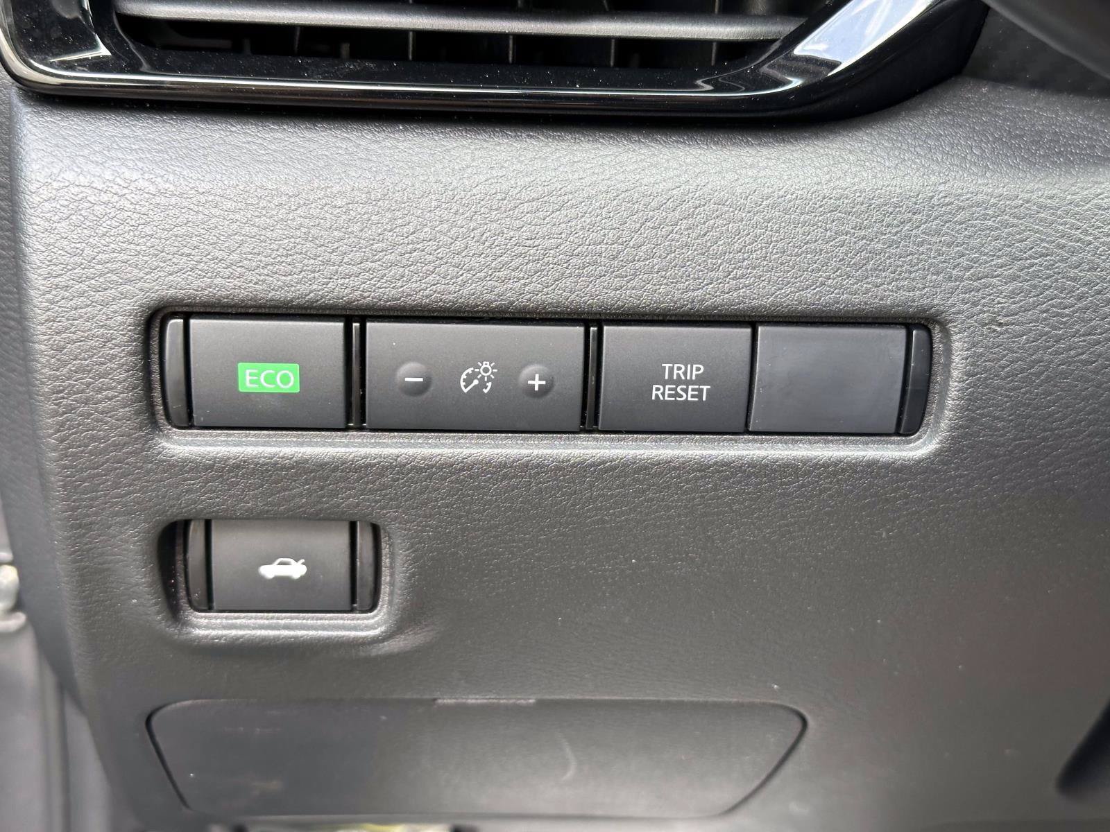 Certified 2023 Nissan Sentra SV w/ All-Weather Package FWD image 17