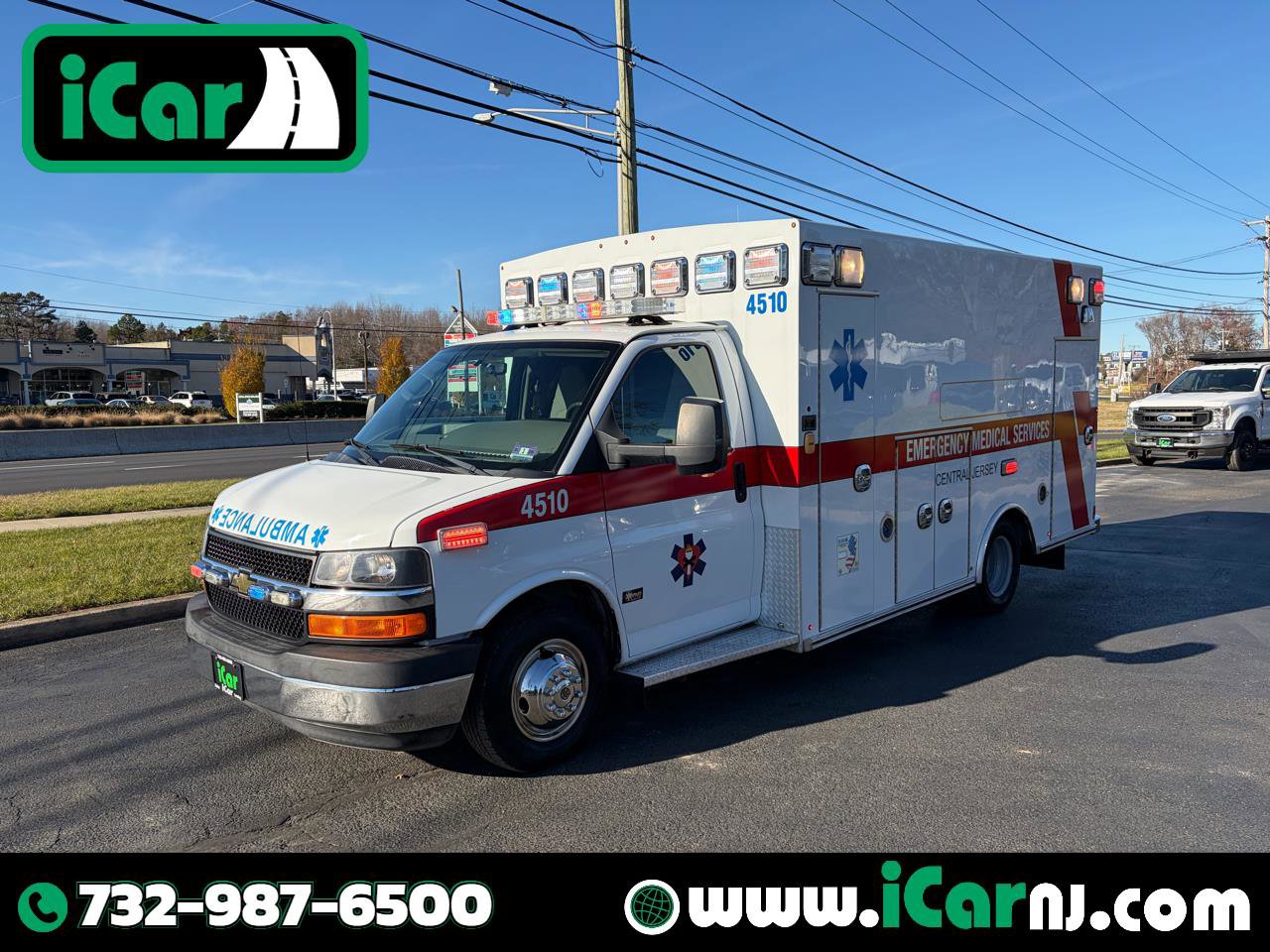 Used 2015 Chevrolet Express 4500 w/ Ambulance Package image 1