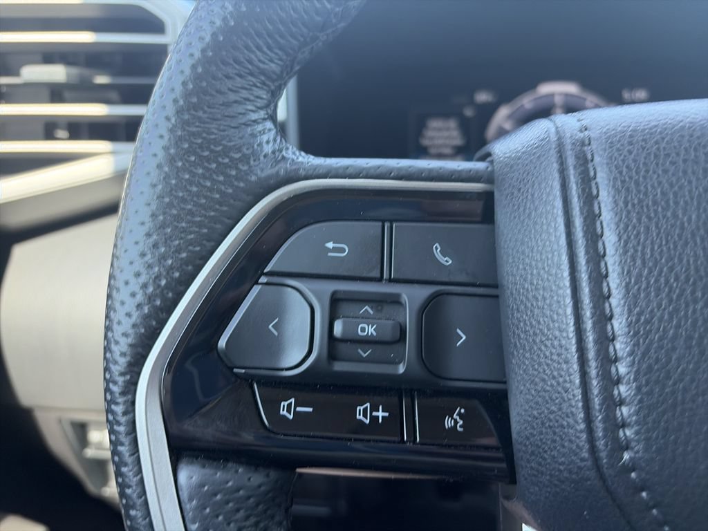 Used 2024 Toyota Sequoia Limited RWD image 19