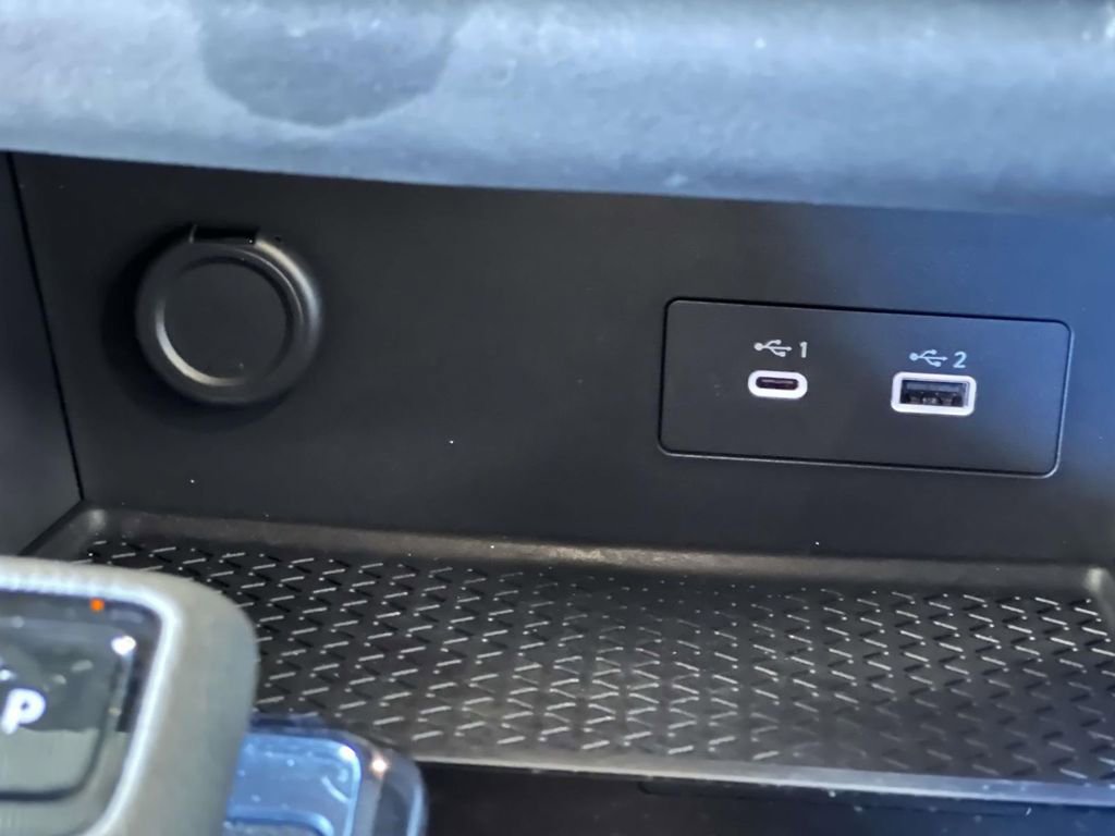 Used 2025 Nissan Pathfinder Rock Creek AWD/4WD image 34