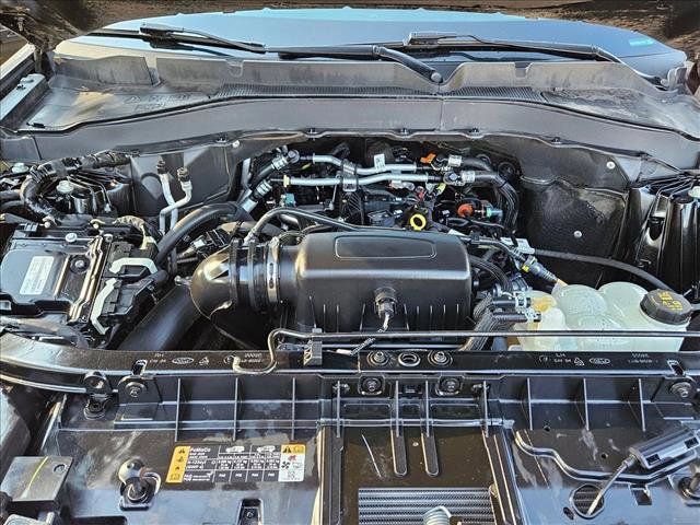 Used 2022 Ford Explorer XLT image 22