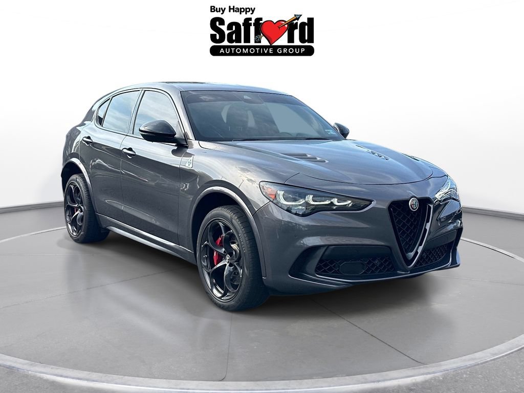Used 2024 Alfa Romeo Stelvio Quadrifoglio AWD/4WD image 9