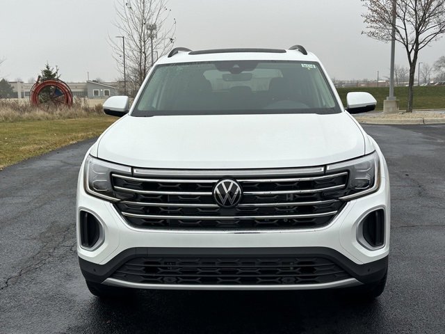 New 2026 Volkswagen Atlas SE image 2