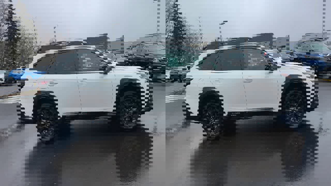 Used 2025 Subaru Outback Onyx Edition image 9