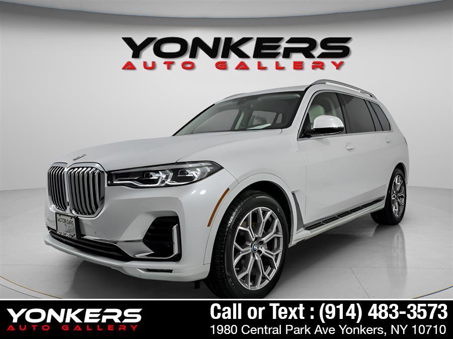 Used 2022 BMW X7 xDrive40i w/ Executive Package image 2
