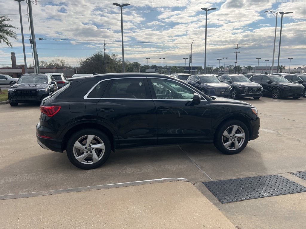 Used 2020 Audi Q3 2.0T Premium image 5