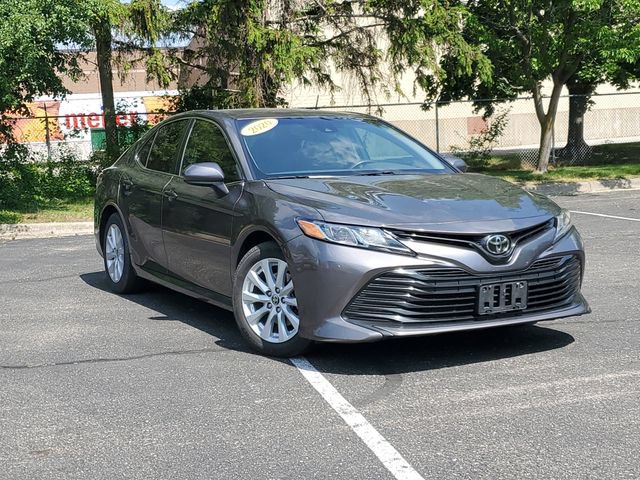 Used 2020 Toyota Camry LE FWD image 29