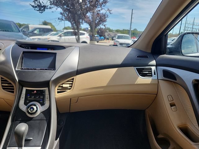 Used 2011 Hyundai Elantra GLS w/ Navigation Pkg 4 FWD image 10