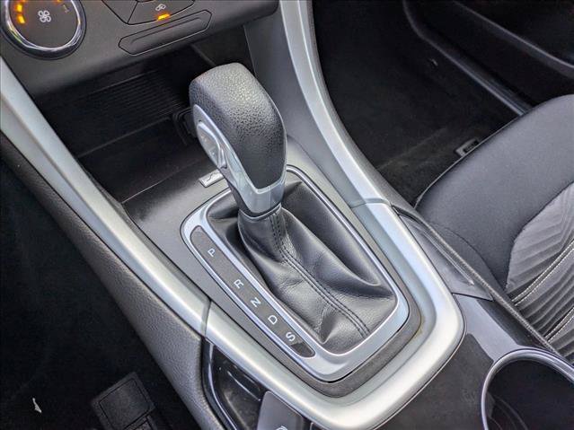 Used 2016 Ford Fusion SE FWD image 12