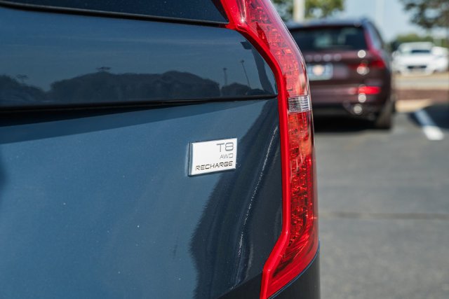 Certified 2024 Volvo XC90 T8 Ultimate w/ Lounge Package AWD/4WD image 8