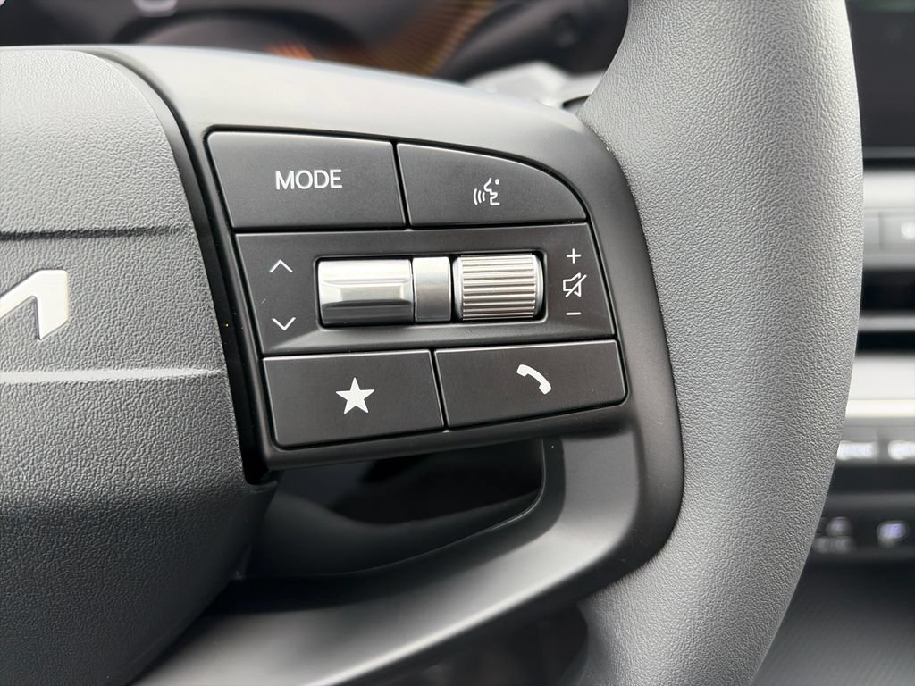 New 2026 Kia K4 FWD image 12