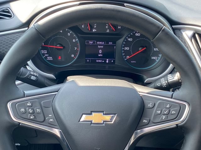Used 2025 Chevrolet Malibu RS FWD image 8