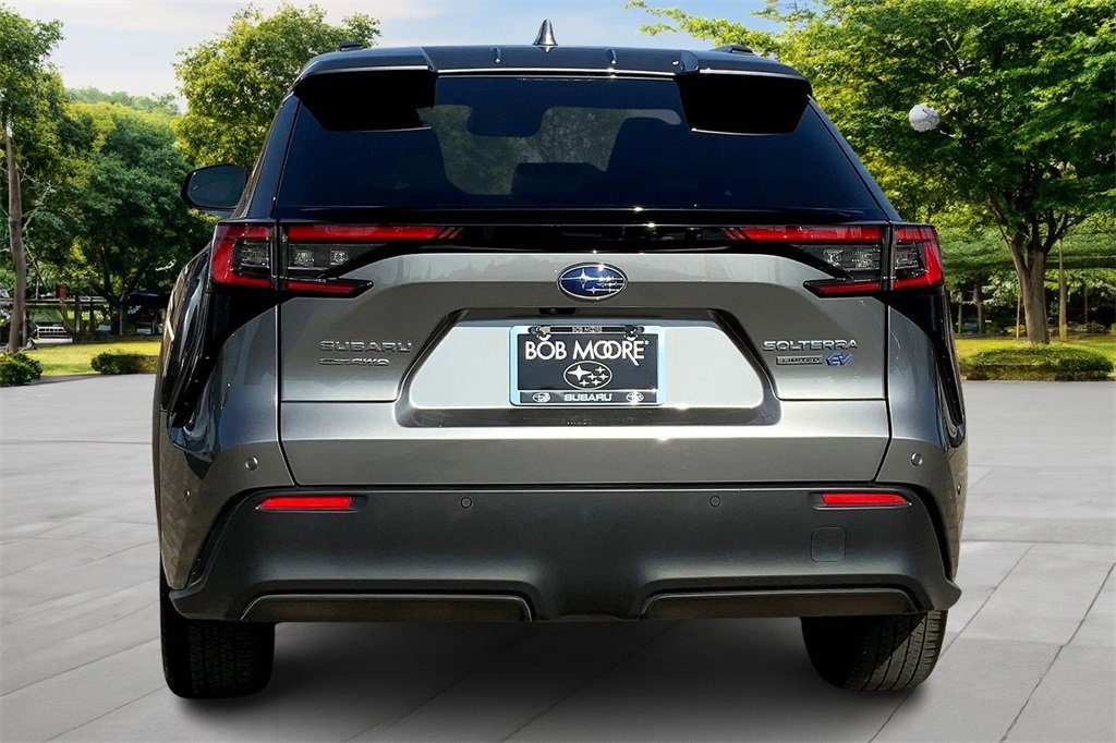 Used 2023 Subaru Solterra Limited image 5