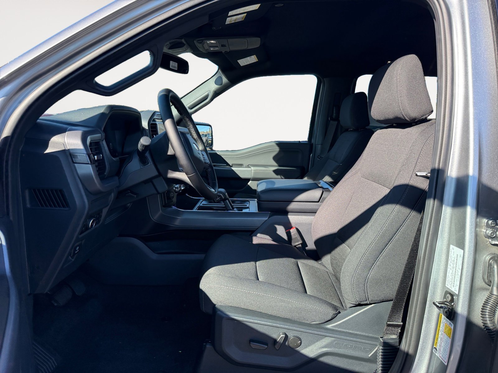 New 2025 Ford F150 XLT w/ Equipment Group 302A MID image 10