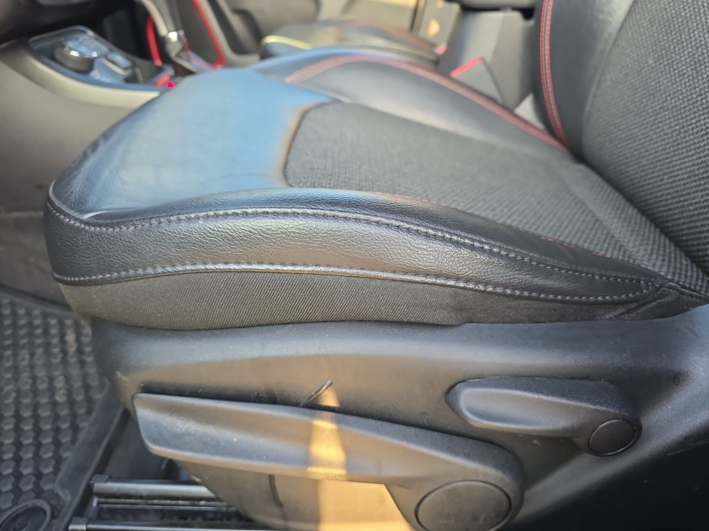 Used 2019 Jeep Compass Trailhawk AWD/4WD image 31