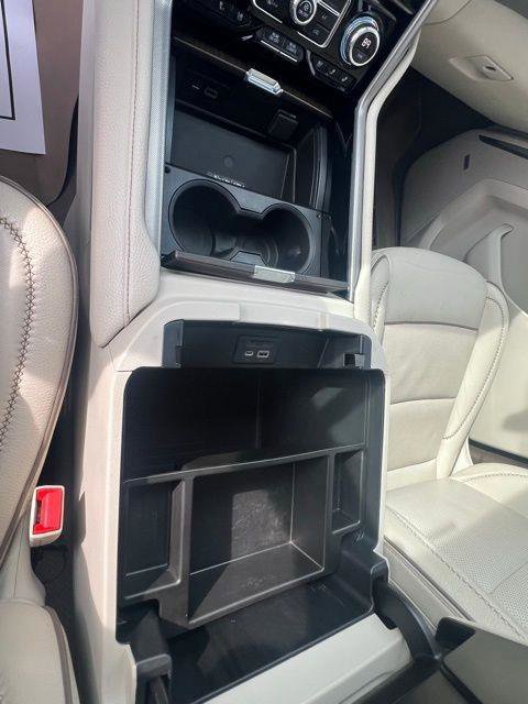 Used 2021 GMC Yukon XL Denali w/ Denali Premium Package image 16