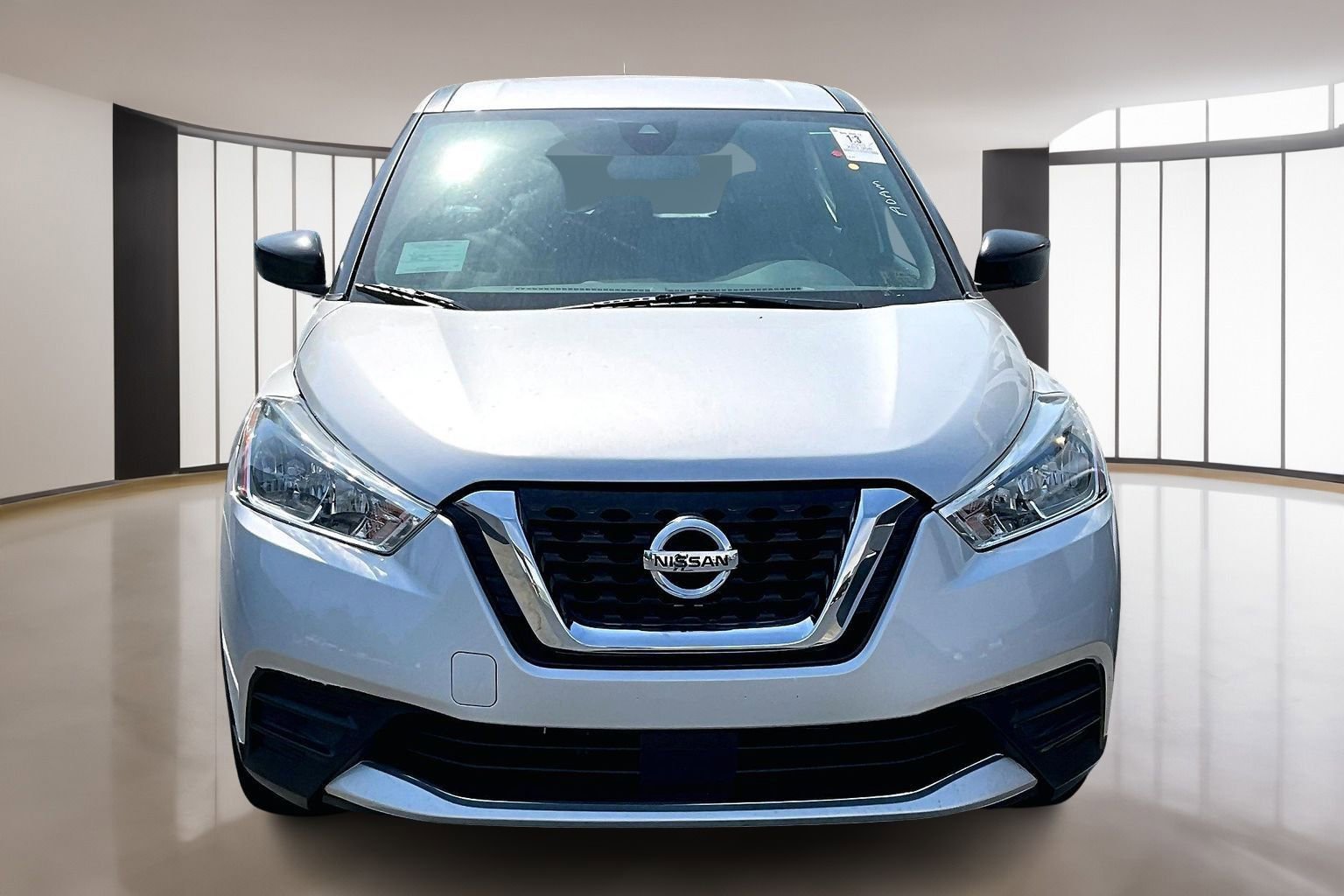 Used 2020 Nissan Kicks S image 2