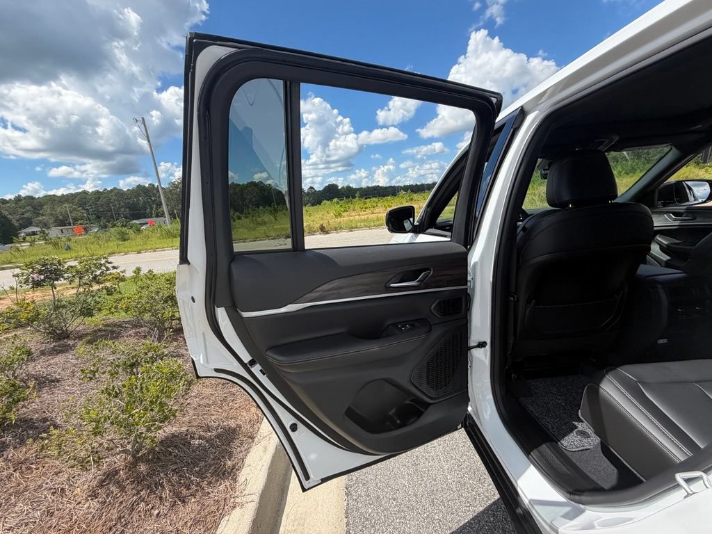 New 2026 Jeep Grand Cherokee Limited AWD/4WD image 46