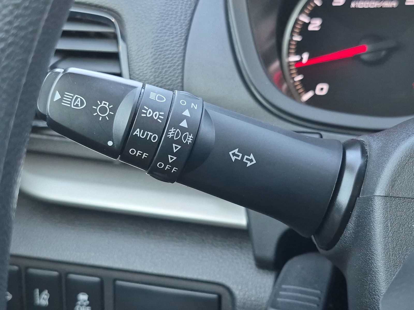 Used 2023 Mitsubishi Eclipse Cross LE AWD/4WD image 24