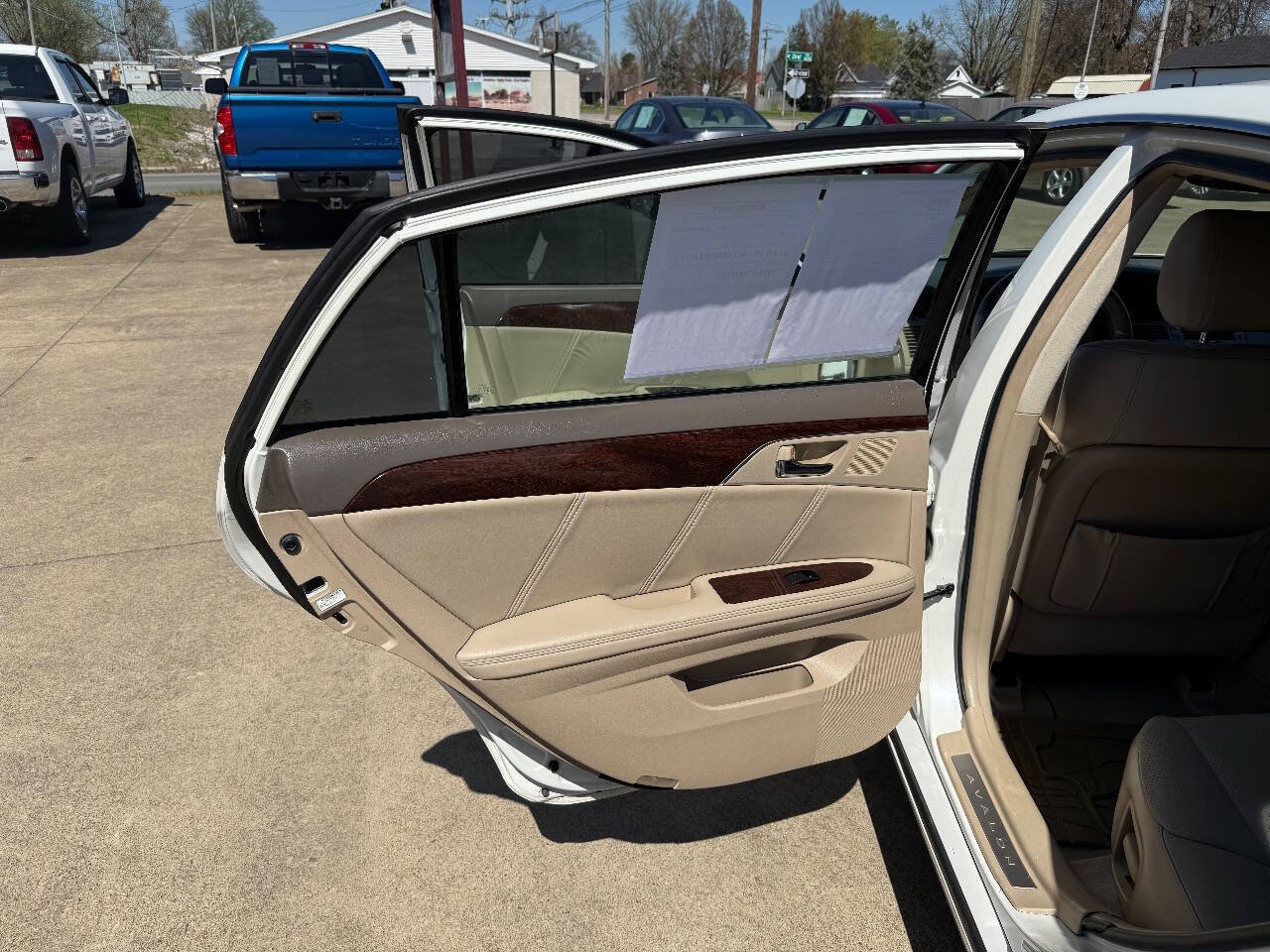 Used 2008 Toyota Avalon Limited FWD image 12