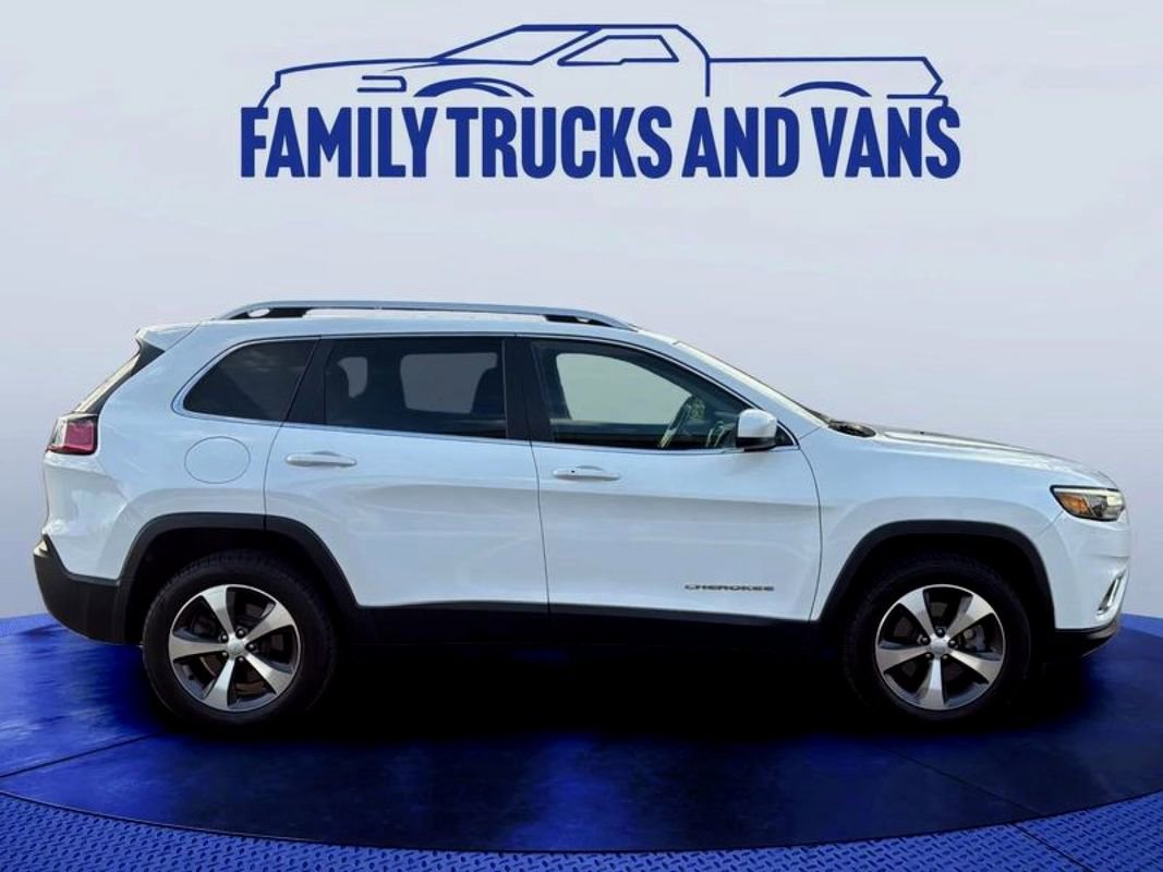 Used 2020 Jeep Cherokee Limited image 6