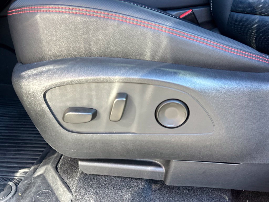 Used 2024 Chevrolet Traverse RS w/ LPO, Floor Liner Package FWD image 54