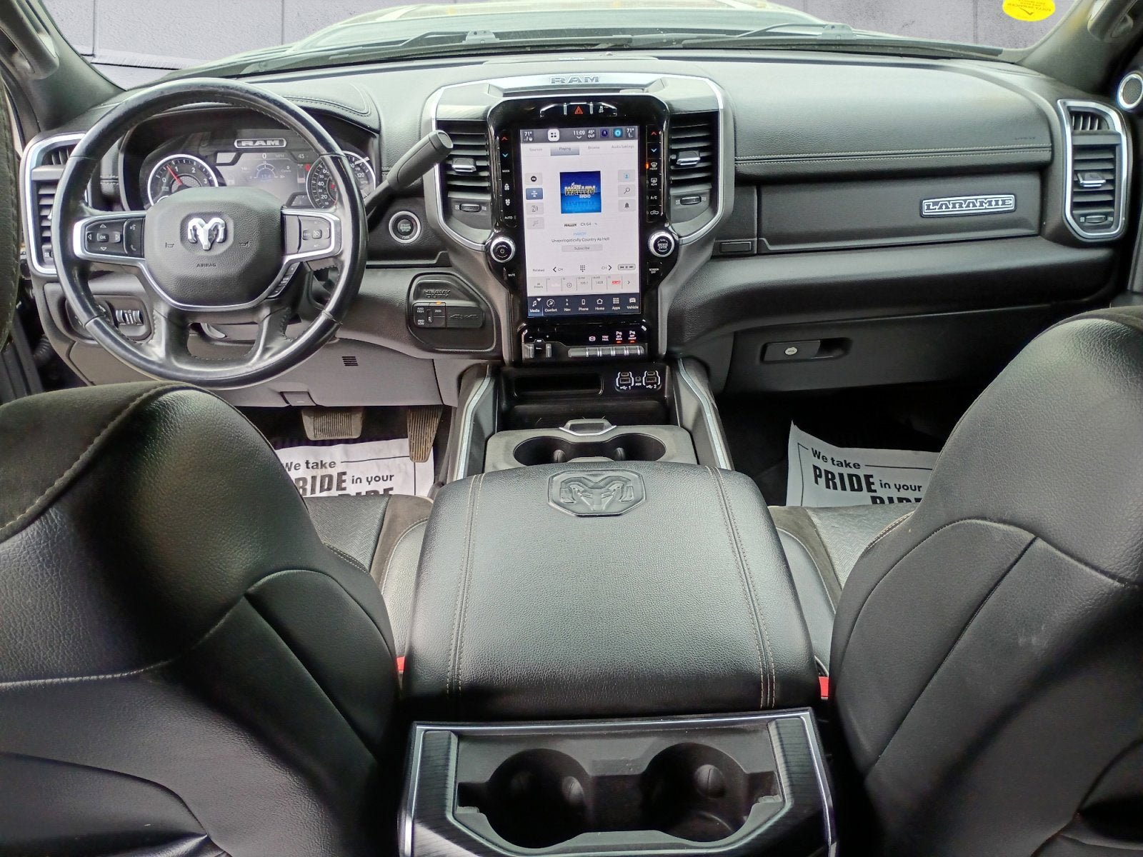 Used 2023 RAM 3500 Laramie AWD/4WD image 11
