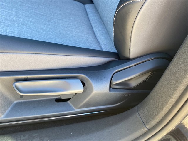 Used 2024 Volkswagen ID.4 Standard image 21