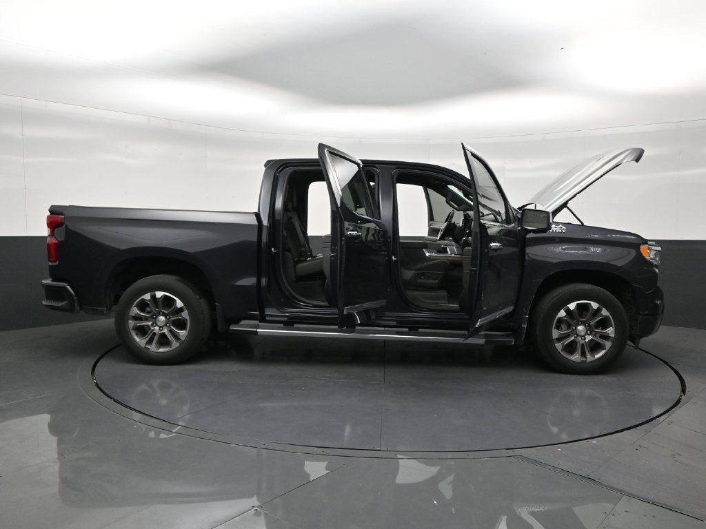 Used 2023 Chevrolet Silverado 1500 High Country RWD image 28