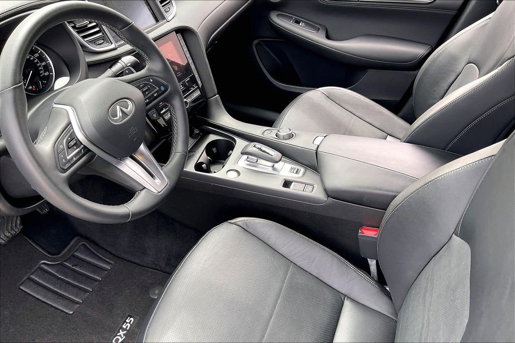Used 2025 INFINITI QX55 Essential AWD/4WD image 14