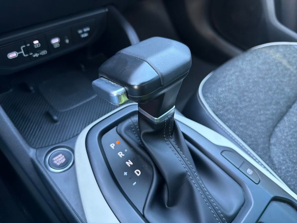 Used 2025 Kia K4 GT-Line w/ GT-Line Sunroof Package image 17