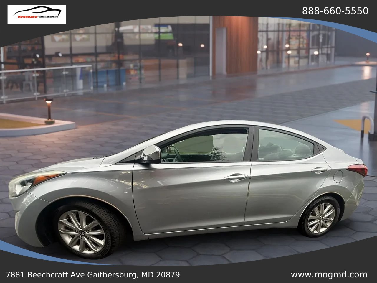Used 2015 Hyundai Elantra SE w/ Option Group 02 FWD image 6