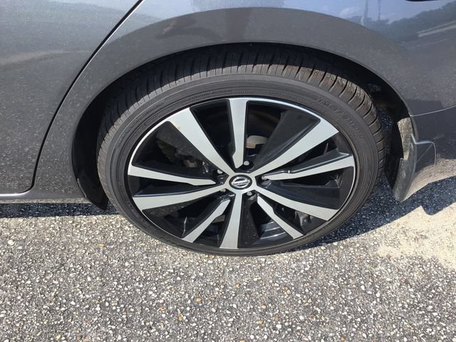 Used 2020 Nissan Altima 2.5 SR FWD image 16