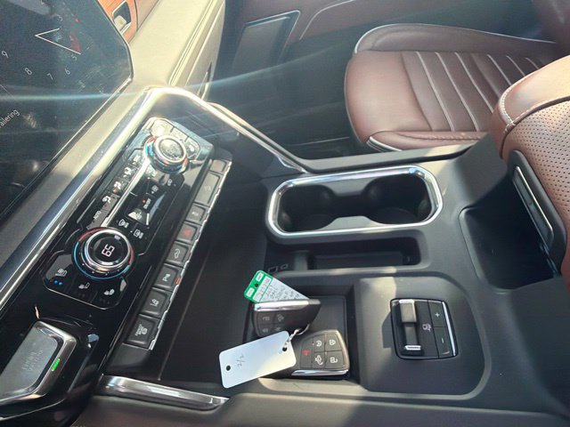 Used 2024 GMC Sierra 2500 Denali Ultimate AWD/4WD image 20