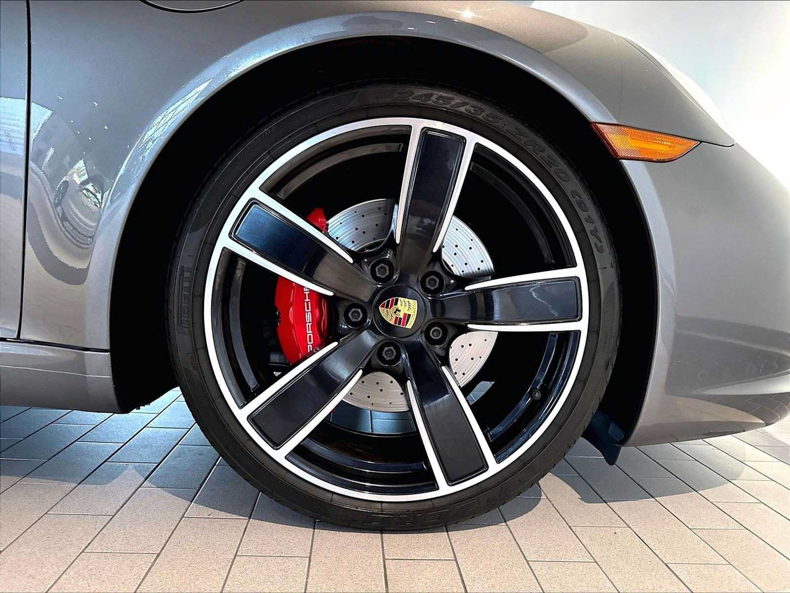 Used 2017 Porsche 911 Carrera S RWD image 15