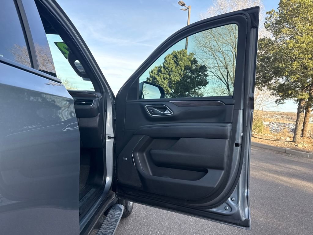 Used 2022 Chevrolet Tahoe Z71 image 32