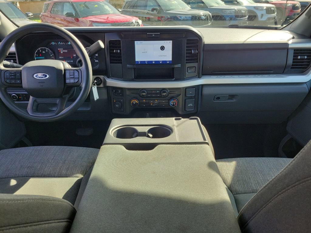 Certified 2025 Ford F250 XLT image 11