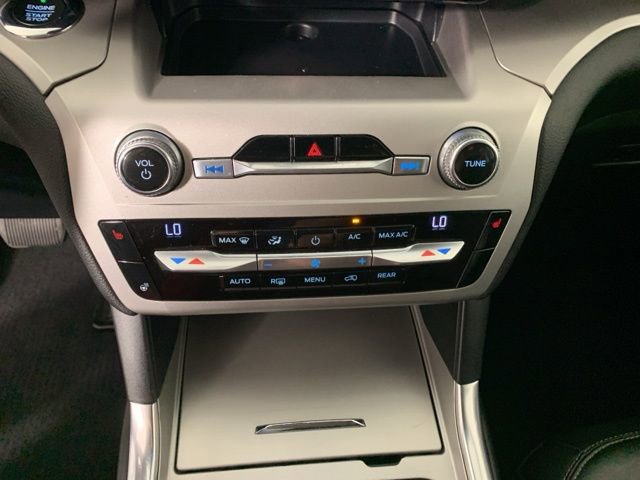 Used 2021 Ford Explorer XLT w/ Equipment Group 202A image 26