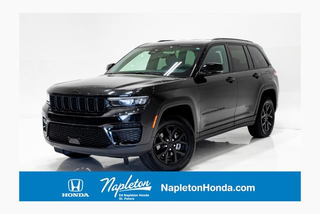 Used 2024 Jeep Grand Cherokee Altitude