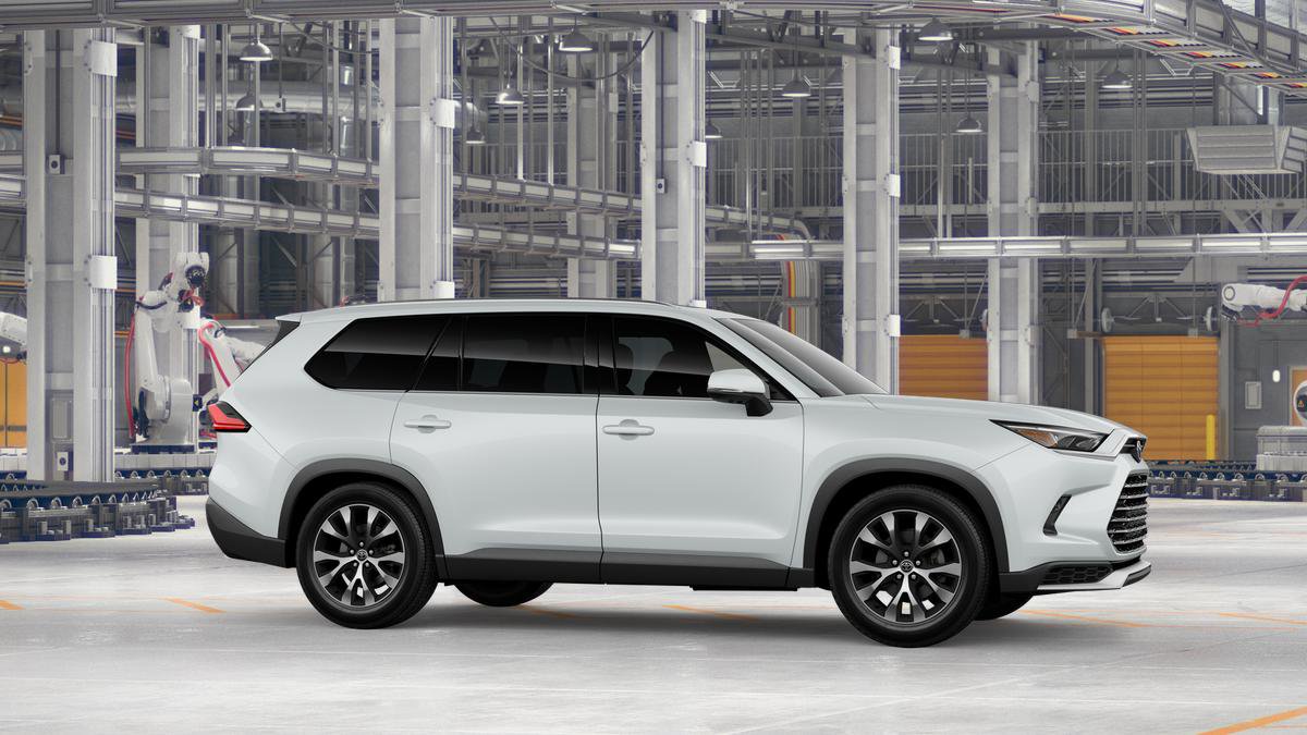 New 2026 Toyota Grand Highlander AWD Hybrid image 13