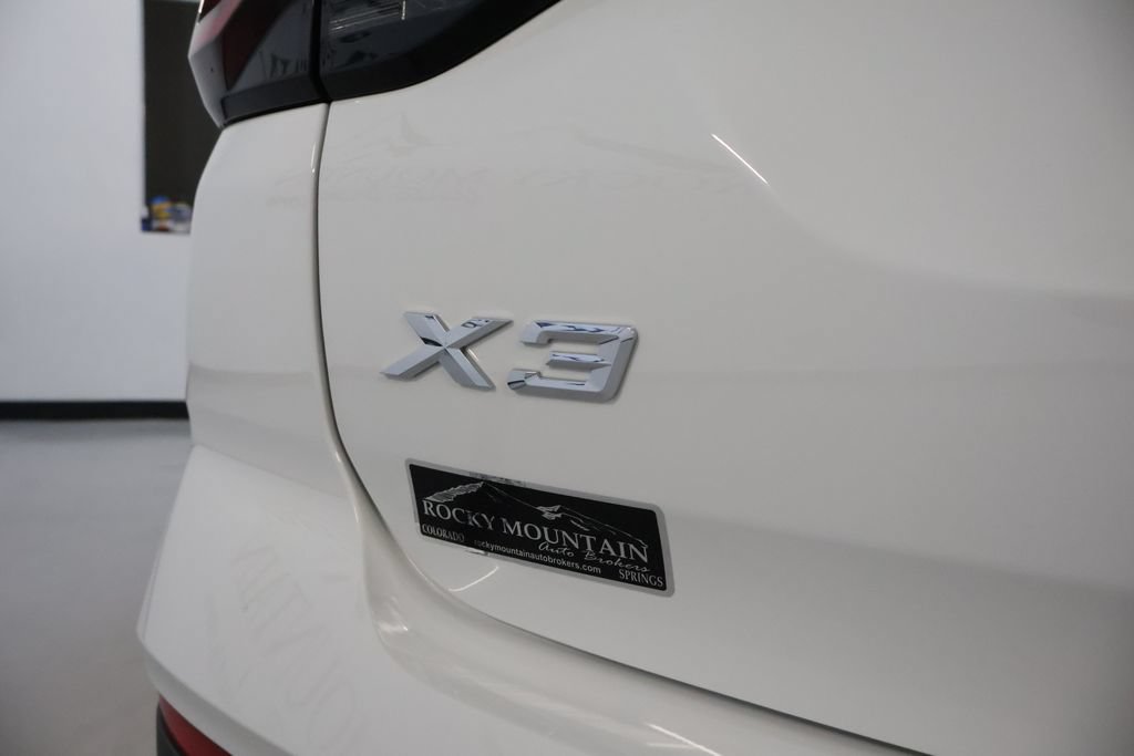 Used 2022 BMW X3 xDrive30i w/ Convenience Package AWD/4WD image 10