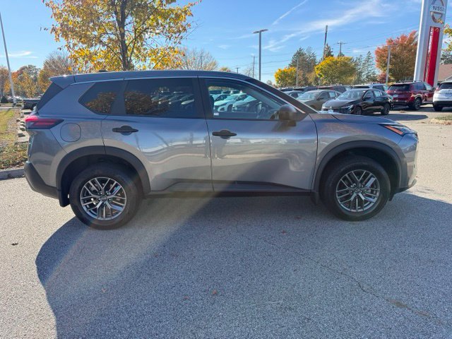 Certified 2023 Nissan Rogue S AWD/4WD image 3