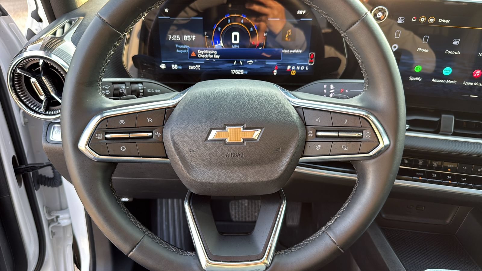 Used 2026 Chevrolet Equinox LT AWD/4WD image 11