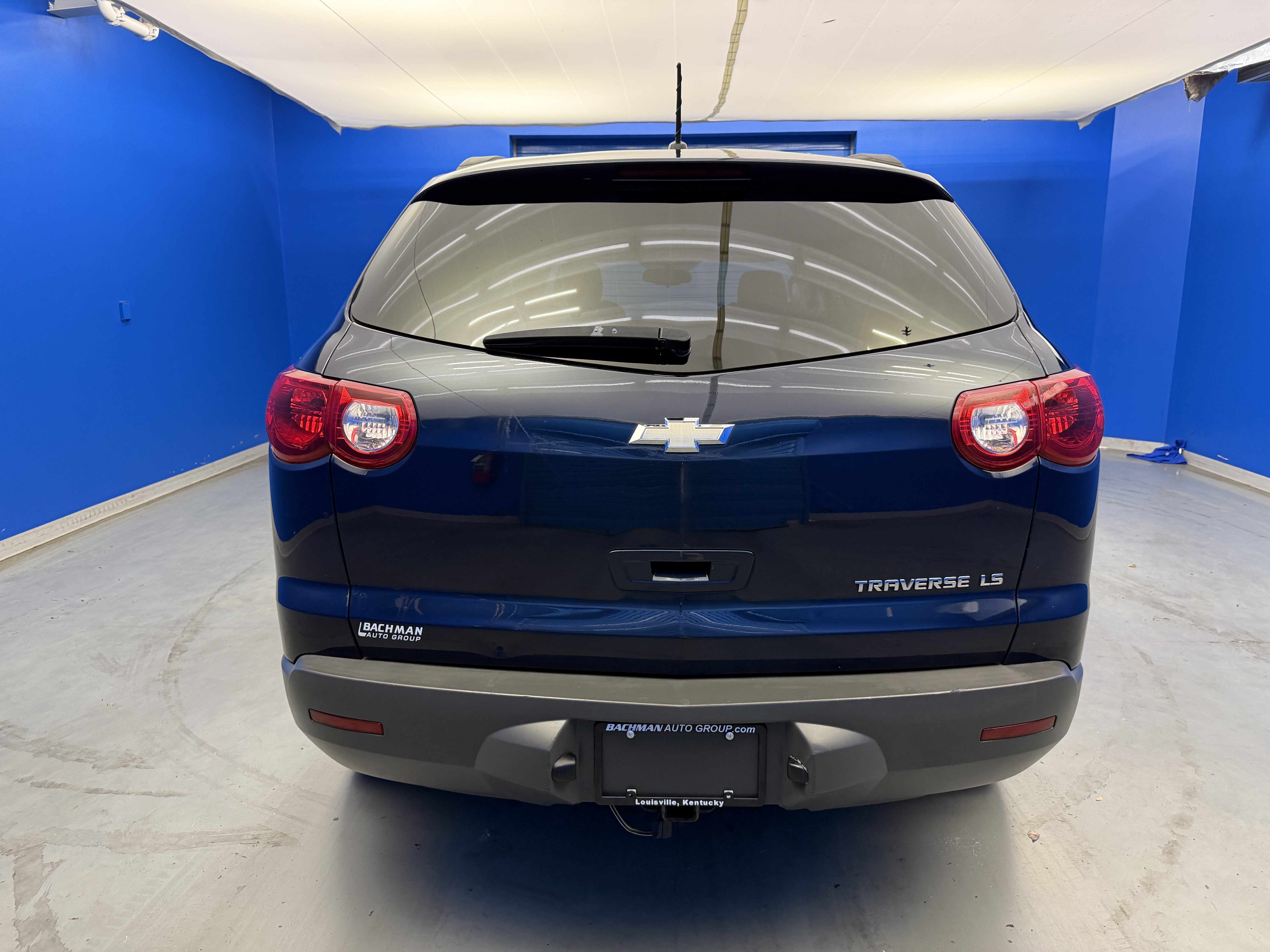 Used 2012 Chevrolet Traverse LS FWD image 6