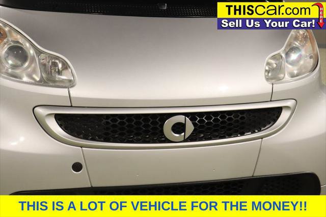 Used 2014 smart fortwo passion RWD image 10