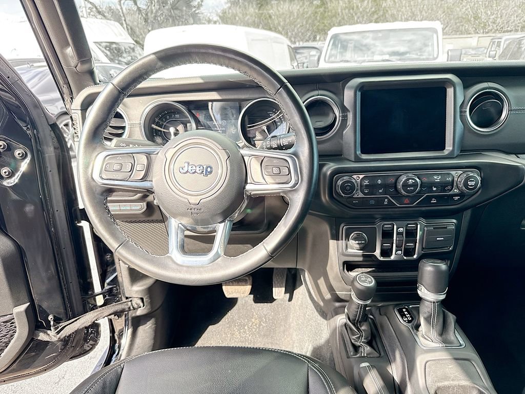 Used 2022 Jeep Wrangler Unlimited Sahara w/ Cold Weather Group image 25