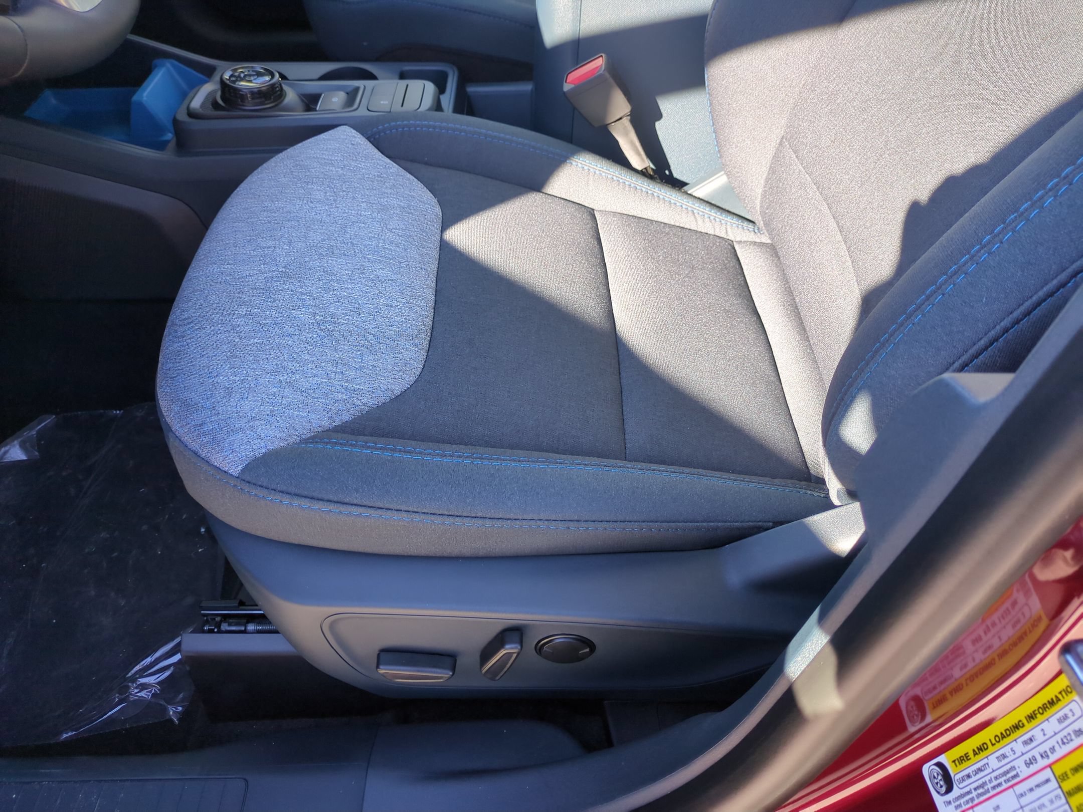 New 2026 Ford Maverick XLT w/ XLT Luxury Package FWD image 16