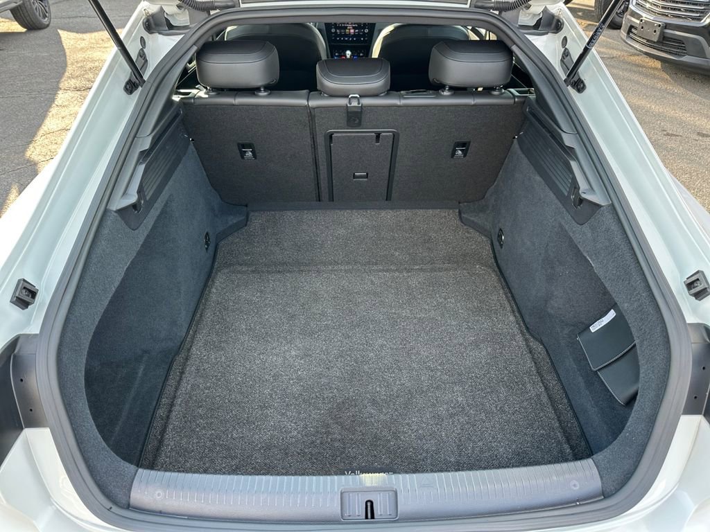 Used 2022 Volkswagen Arteon SE image 23